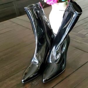Stewart Weitzman Patent leather Black bootie